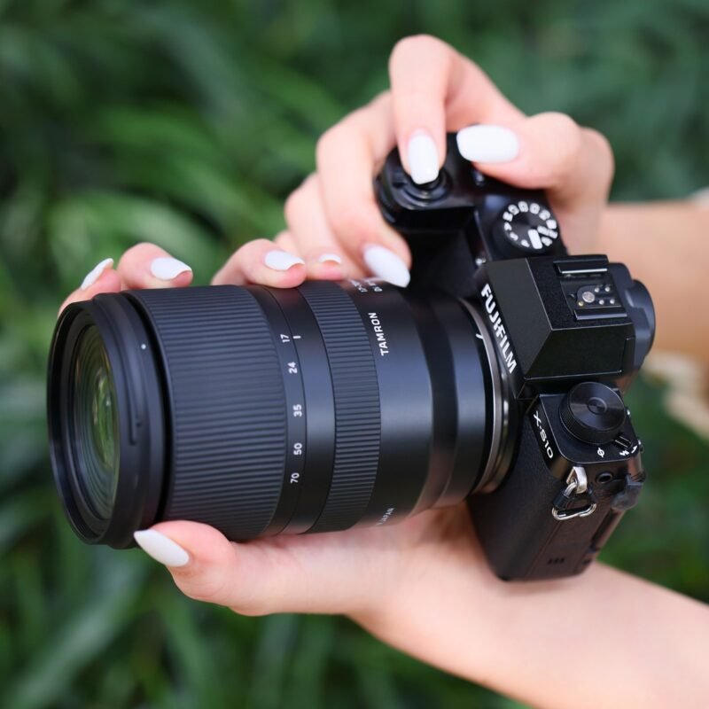 Tamron 17-70mm F/2.8 Di III-A VC RXD Lens (B070) (Fuji X)